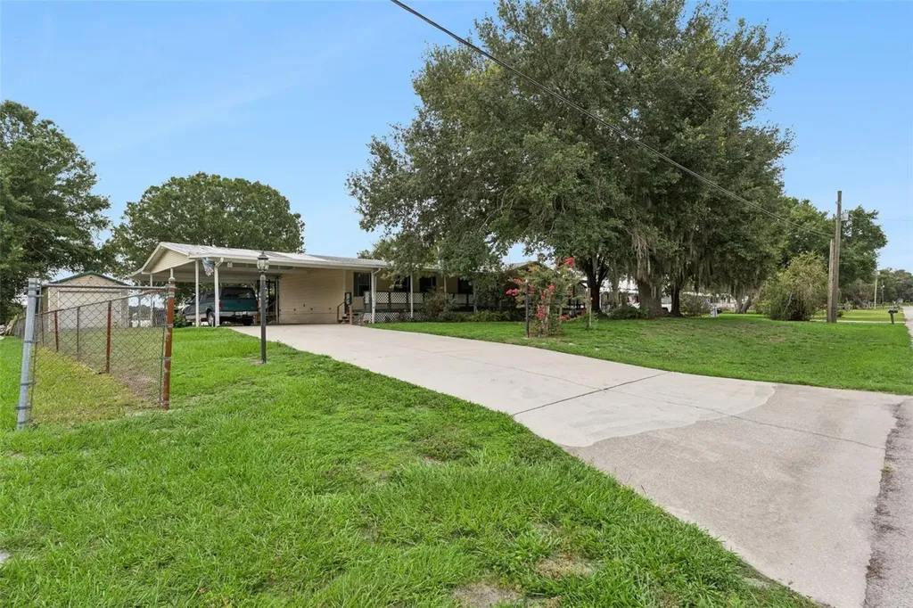 126 Bermuda Court Winter Haven FL 33880
