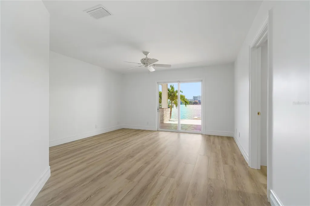 3924 Versailles Drive Tampa FL 33634