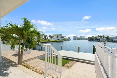 3924 Versailles Drive Tampa FL 33634