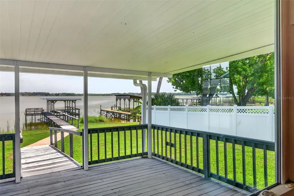 33718 Picciola Drive Fruitland Park FL 34731