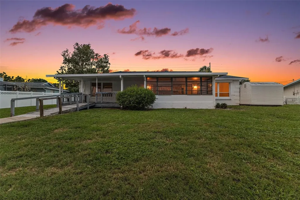 33718 Picciola Drive Fruitland Park FL 34731