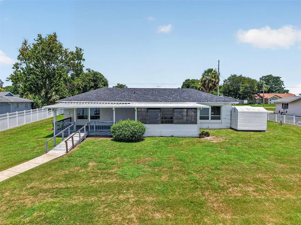 33718 Picciola Drive Fruitland Park FL 34731