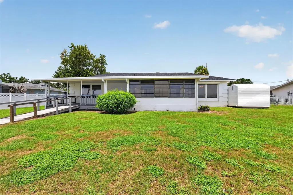 33718 Picciola Drive Fruitland Park FL 34731