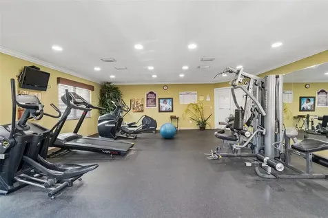 7210 N Manhattan Avenue Tampa FL 33614