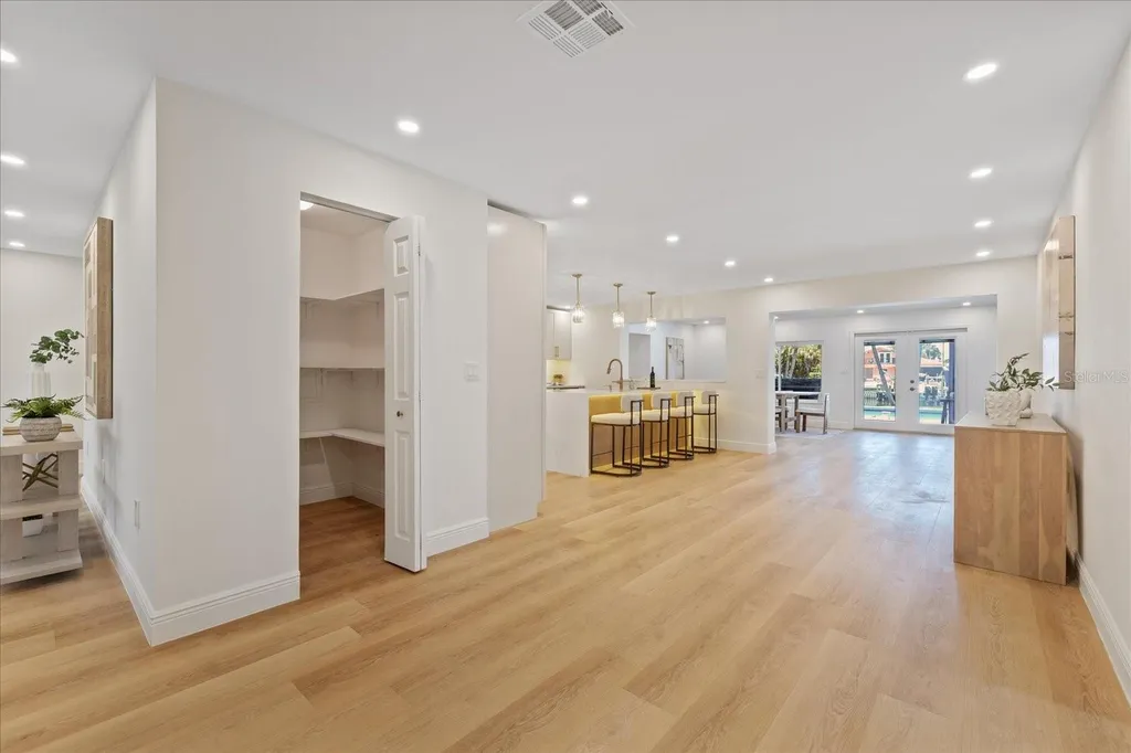 4531 44th Street S St Petersburg FL 33711