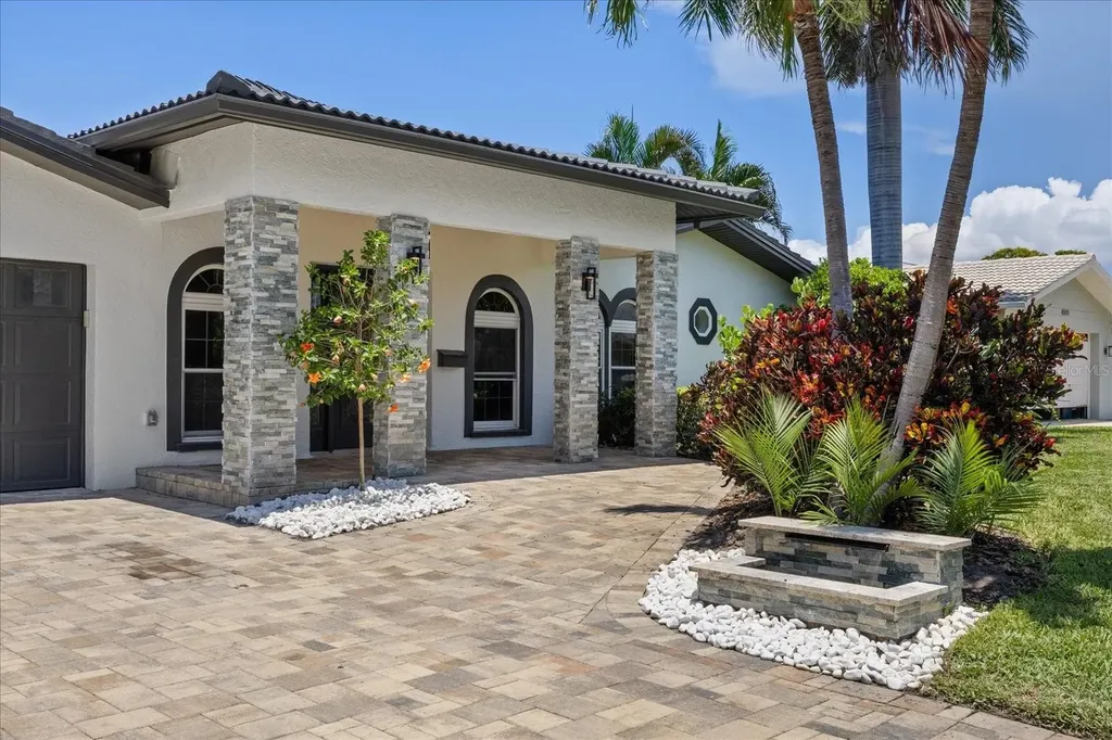 4531 44th Street S St Petersburg FL 33711