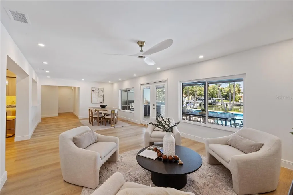4531 44th Street S St Petersburg FL 33711