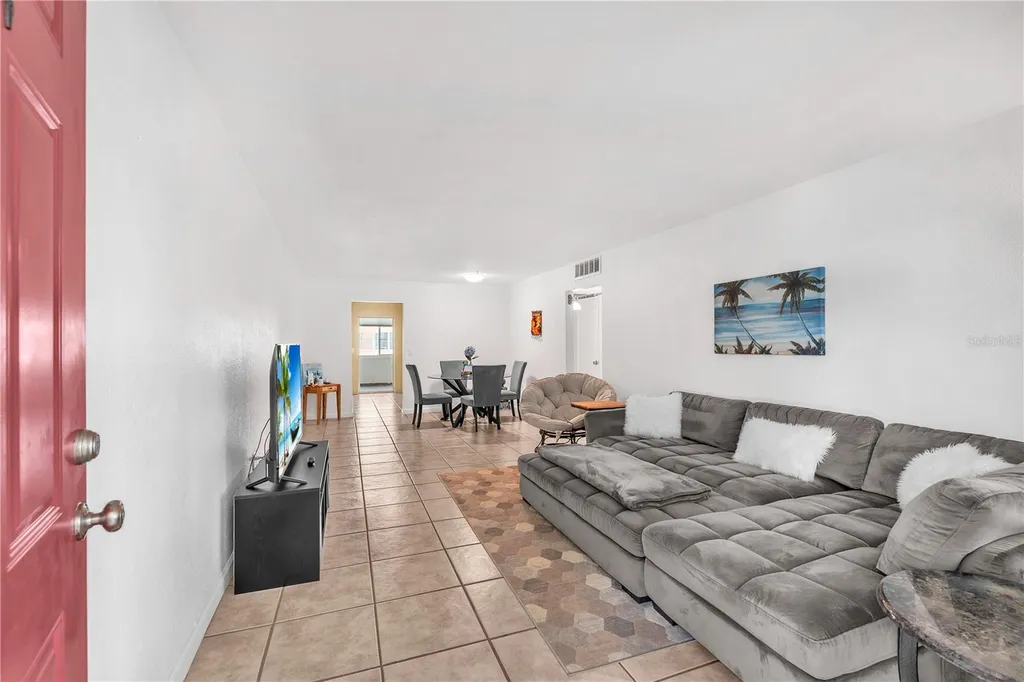 5155 9th Avenue N St Petersburg FL 33710