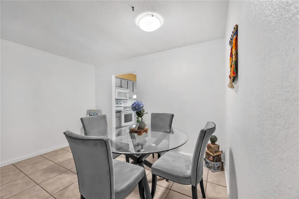 5155 9th Avenue N St Petersburg FL 33710