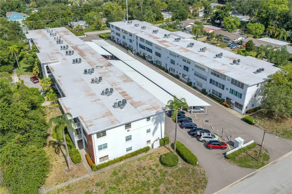 5155 9th Avenue N St Petersburg FL 33710