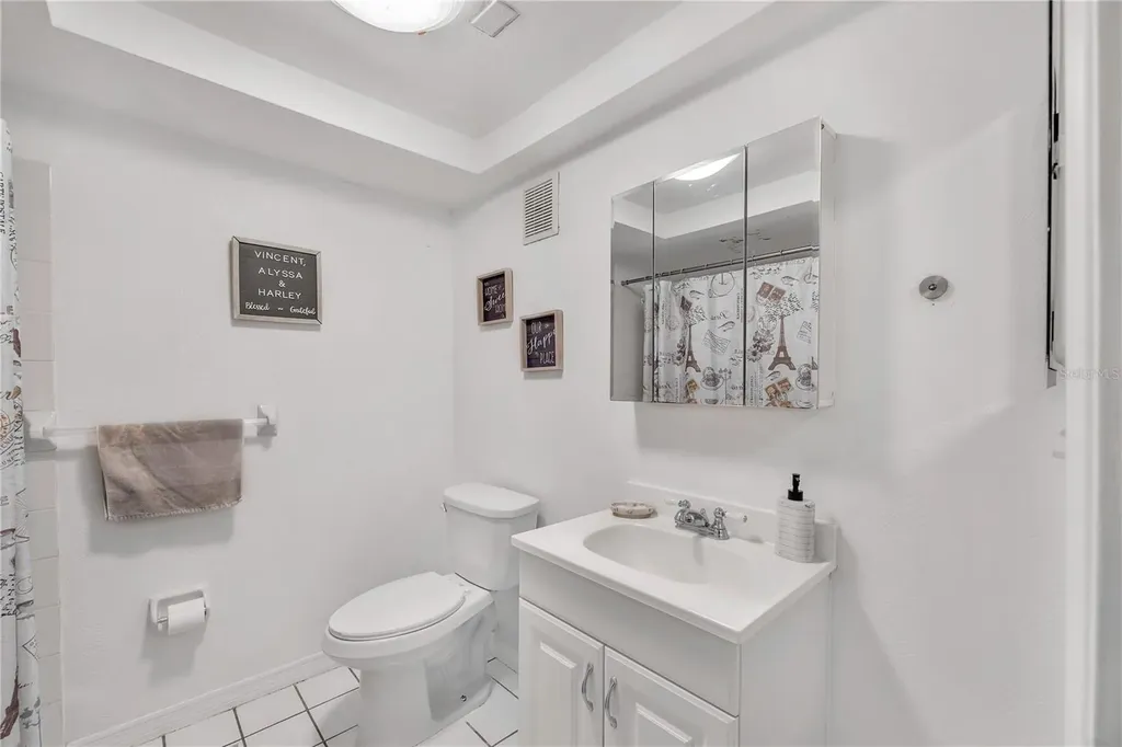 5155 9th Avenue N St Petersburg FL 33710