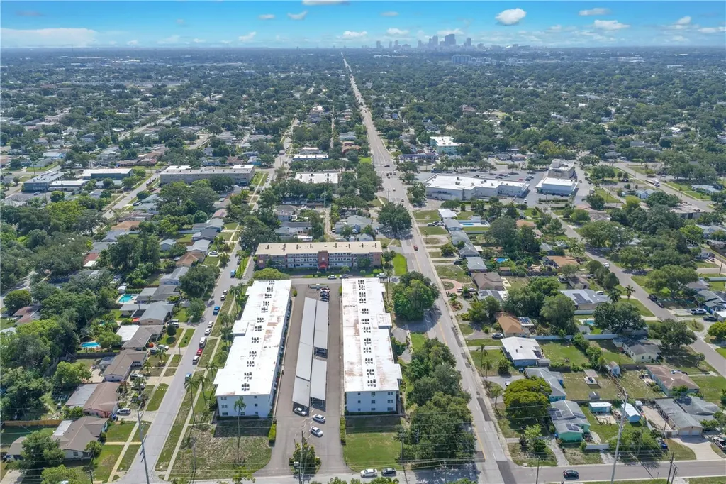 5155 9th Avenue N St Petersburg FL 33710