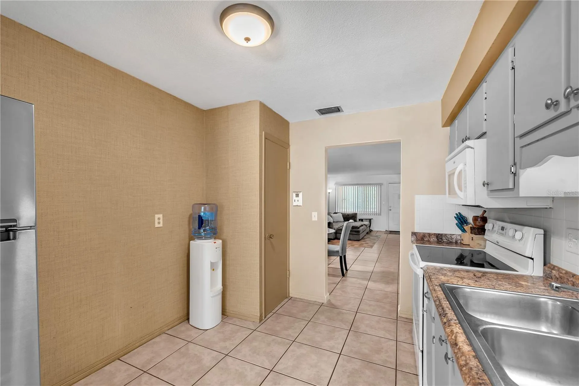 5155 9th Avenue N St Petersburg FL 33710