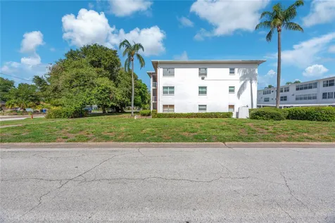 5155 9th Avenue N St Petersburg FL 33710