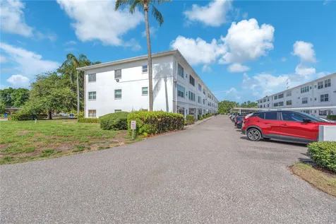 5155 9th Avenue N St Petersburg FL 33710
