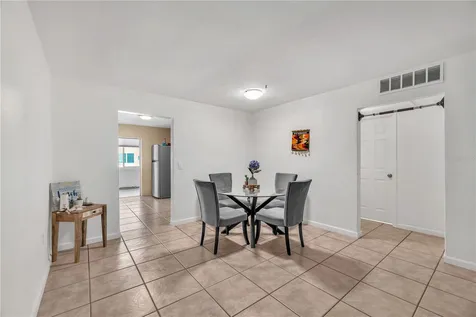 5155 9th Avenue N St Petersburg FL 33710