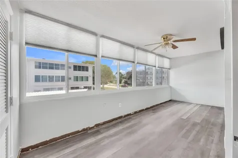 5155 9th Avenue N St Petersburg FL 33710