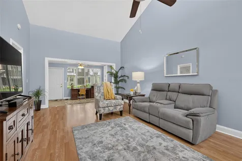 612 Woodridge Drive Casselberry FL 32730