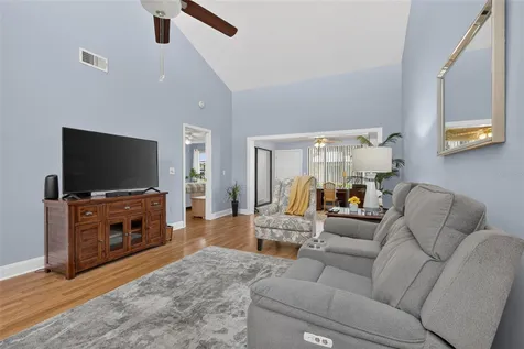 612 Woodridge Drive Casselberry FL 32730