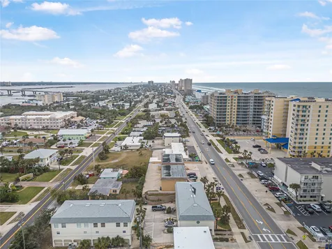 3724 S Atlantic Avenue Daytona Beach FL 32118