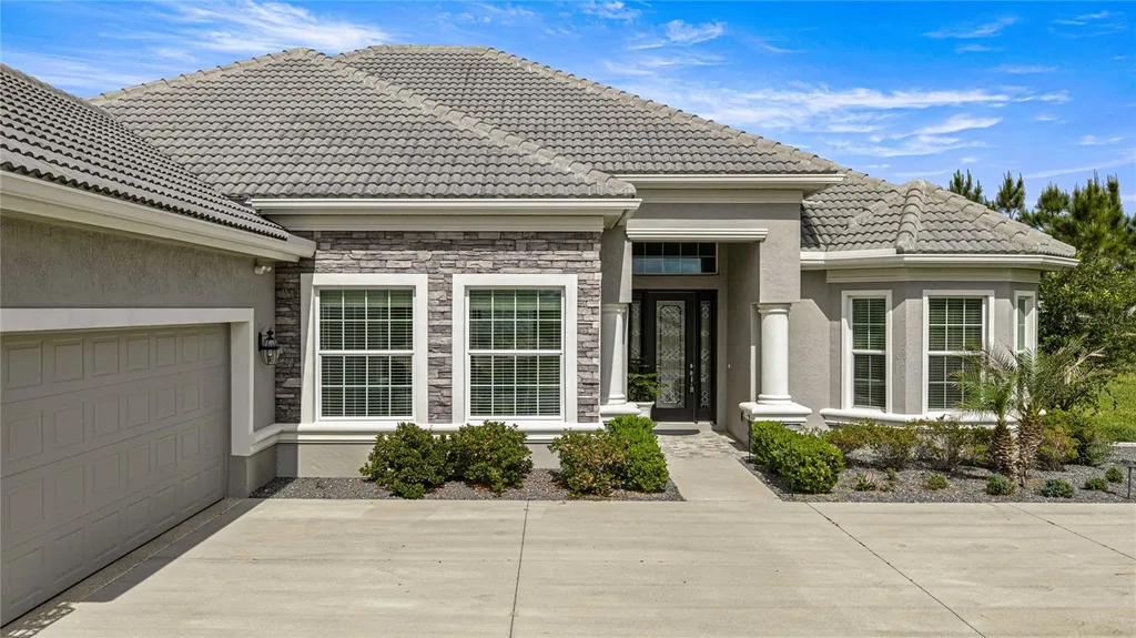 2371 N Peakview Loop Hernando FL 34442