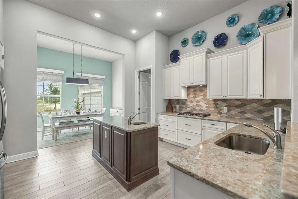 2371 N Peakview Loop Hernando FL 34442