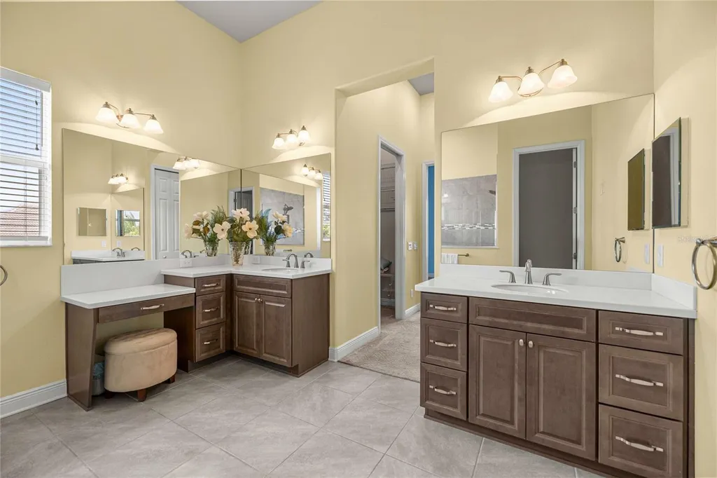 2371 N Peakview Loop Hernando FL 34442