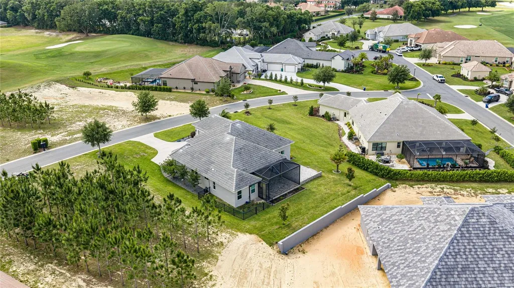 2371 N Peakview Loop Hernando FL 34442