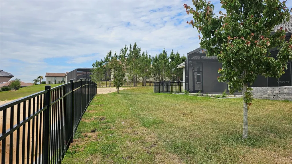 2371 N Peakview Loop Hernando FL 34442