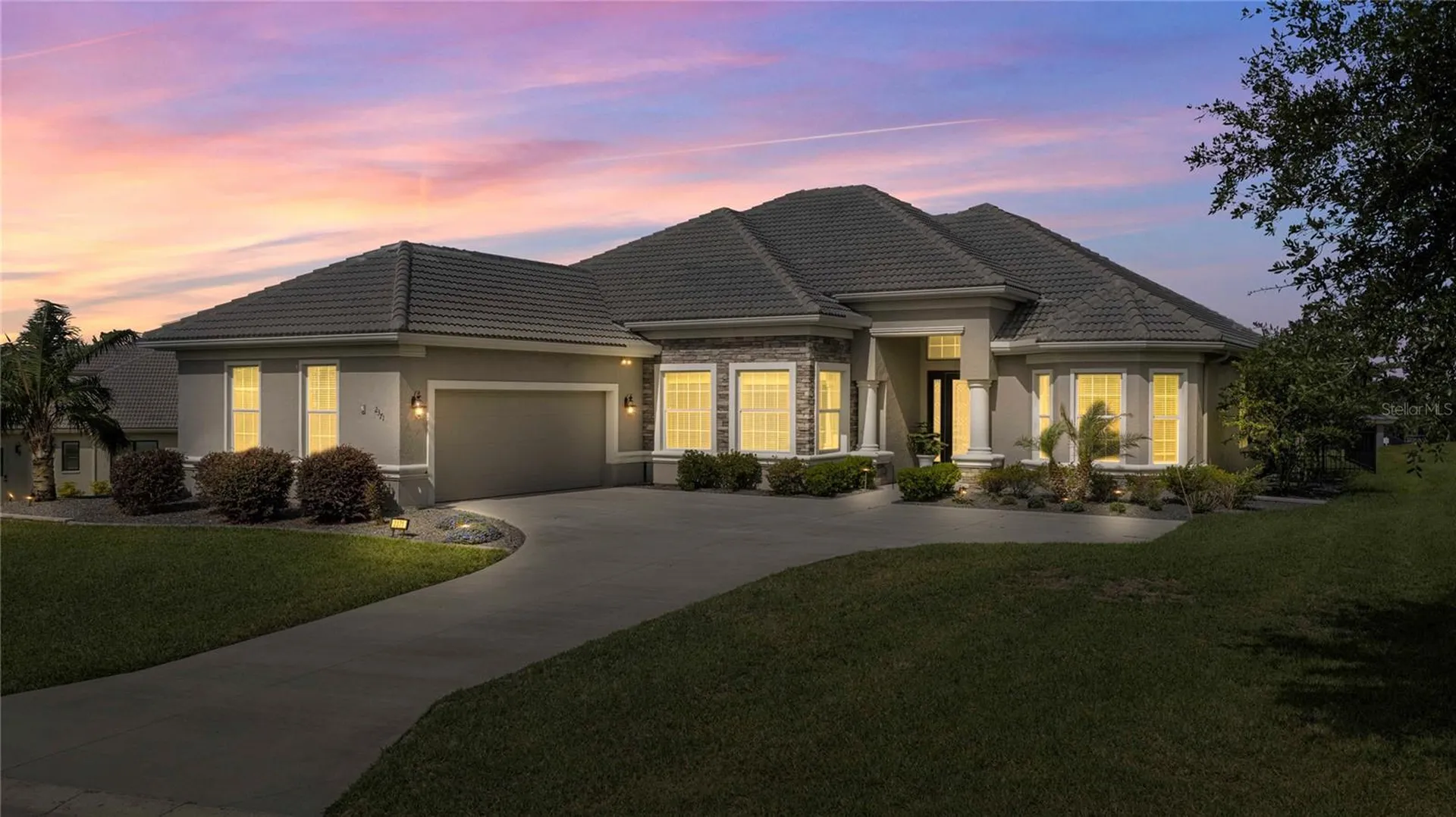 2371 N Peakview Loop Hernando FL 34442