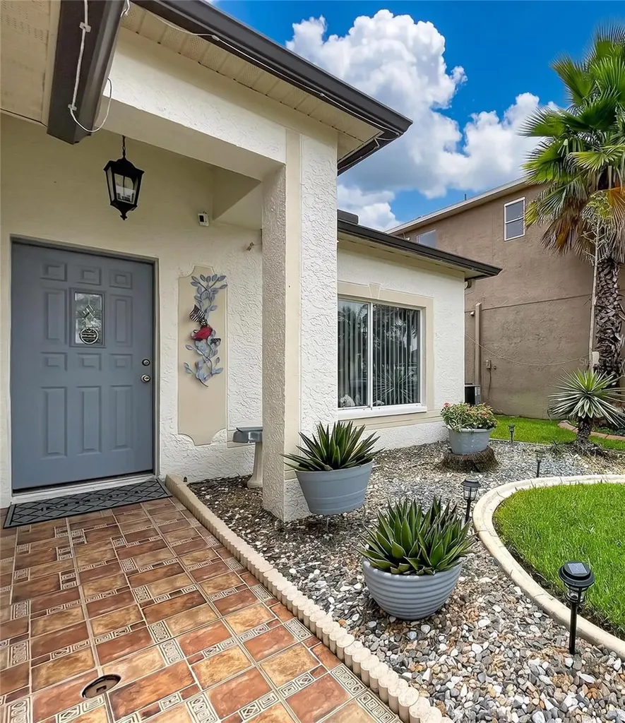 27544 Breakers Drive Wesley Chapel FL 33544