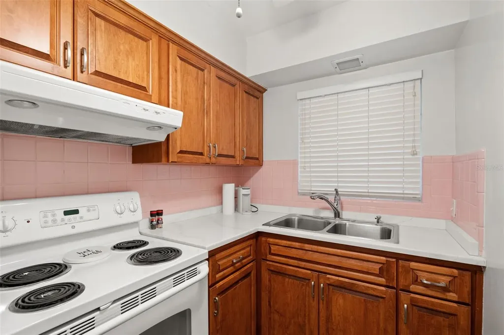 800 Beach Drive NE St Petersburg FL 33701