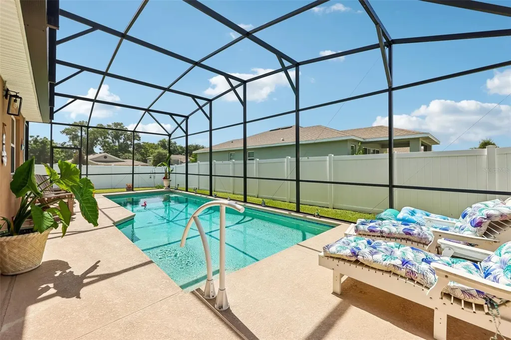 8077 Cherrystone Street Leesburg FL 34748