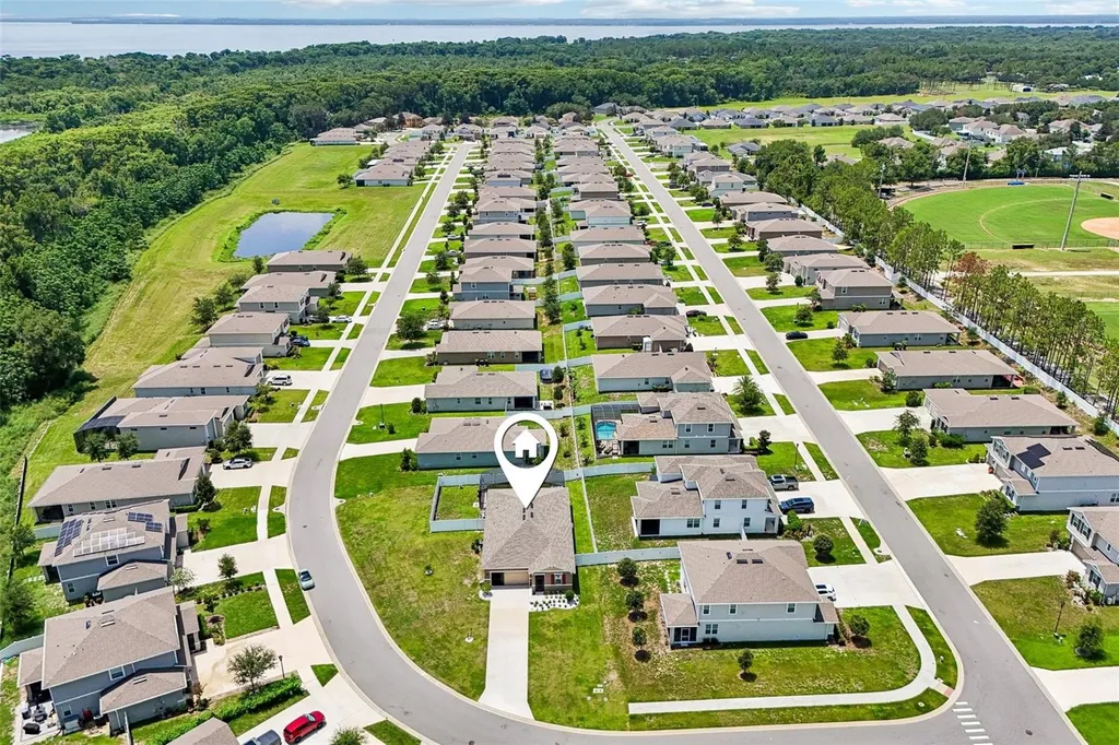 8077 Cherrystone Street Leesburg FL 34748