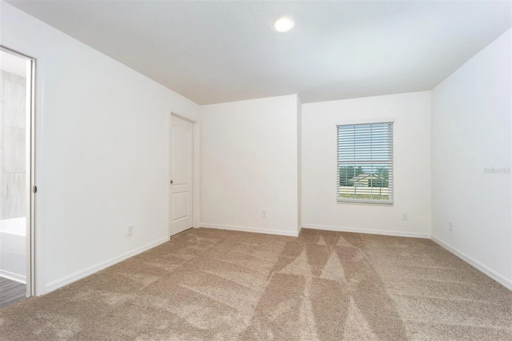 697 Poppy Lane Dundee FL 33838