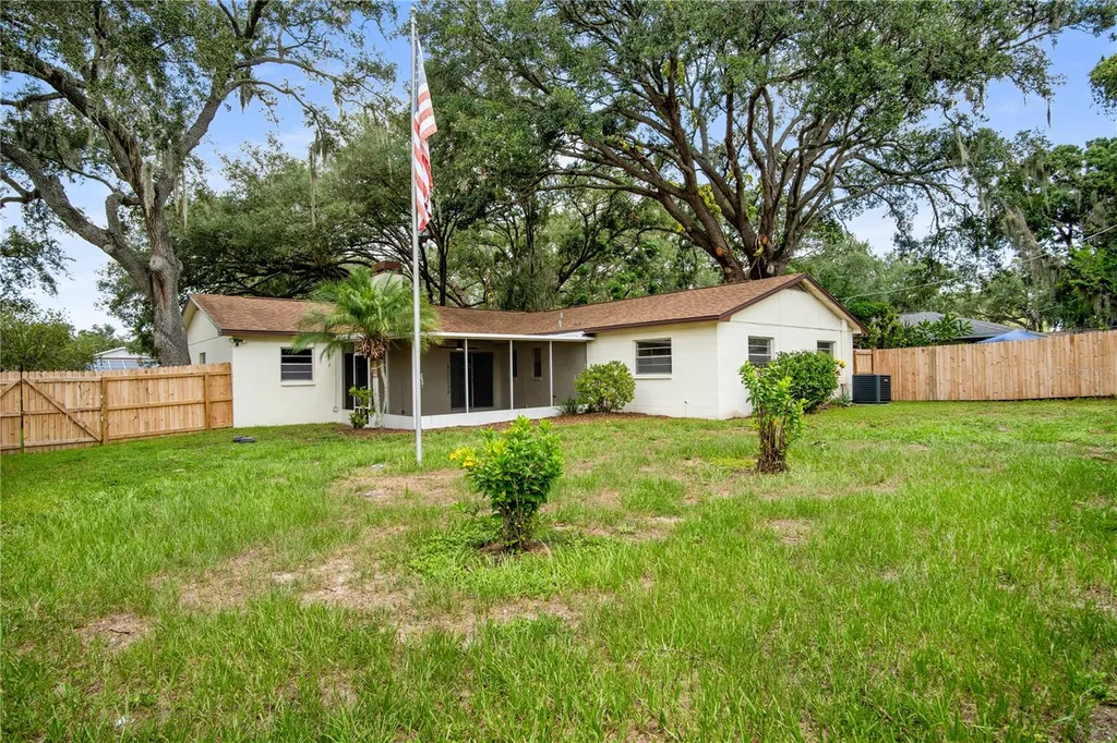 2217 Boxwood Way Brandon FL 33511
