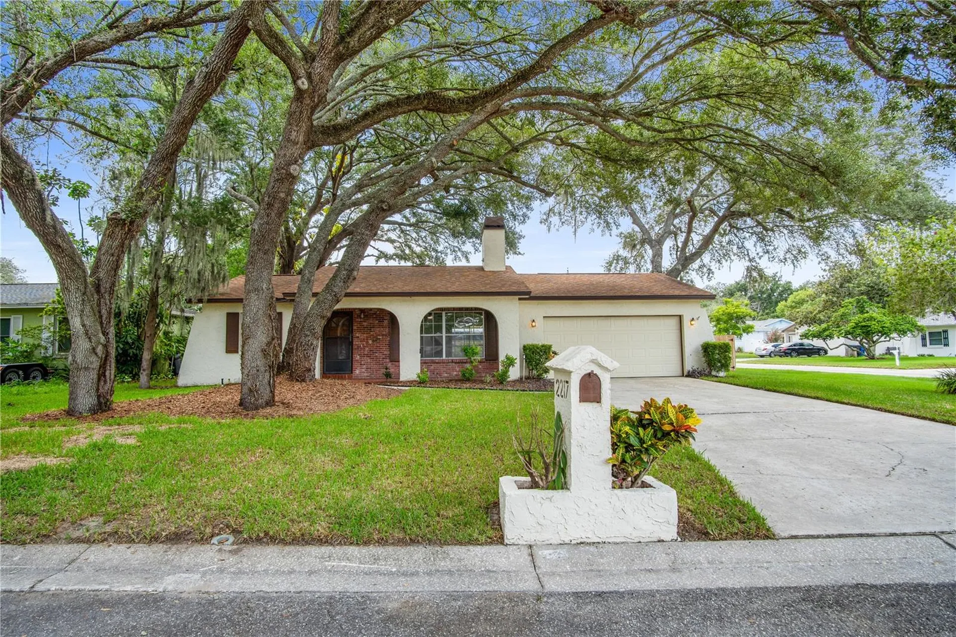 2217 Boxwood Way Brandon FL 33511