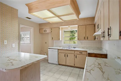 2217 Boxwood Way Brandon FL 33511