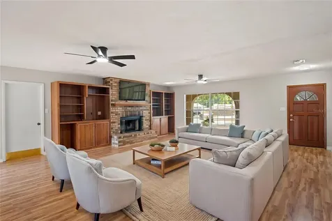 2217 Boxwood Way Brandon FL 33511