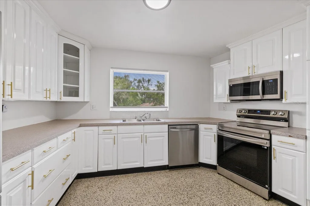 6495 Fairlawn Street Spring Hill FL 34606