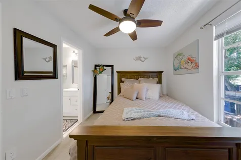 3315 W Wyoming Circle Tampa FL 33611