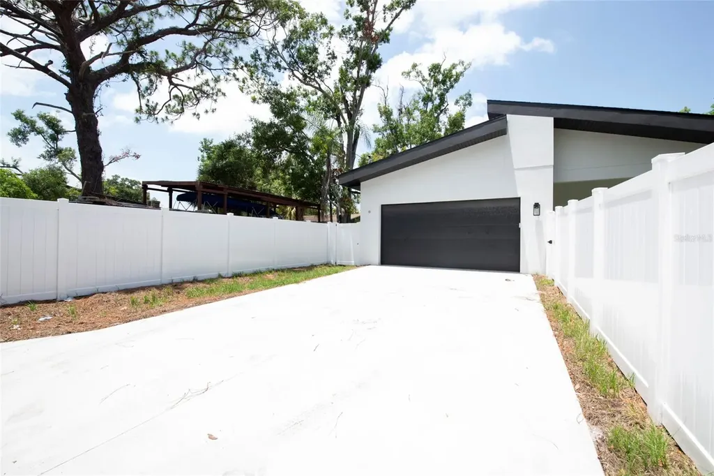 5346 2nd Avenue S St Petersburg FL 33707
