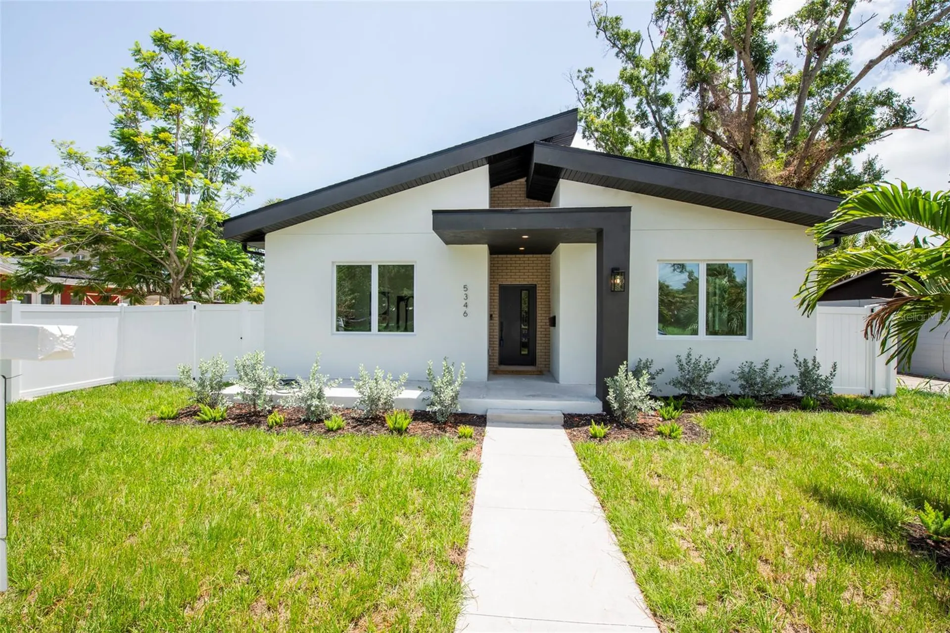 5346 2nd Avenue S St Petersburg FL 33707