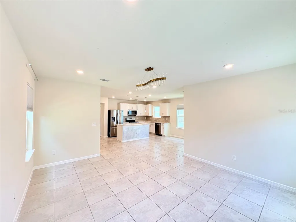 2012 Cross Prairie Parkway Kissimmee FL 34744