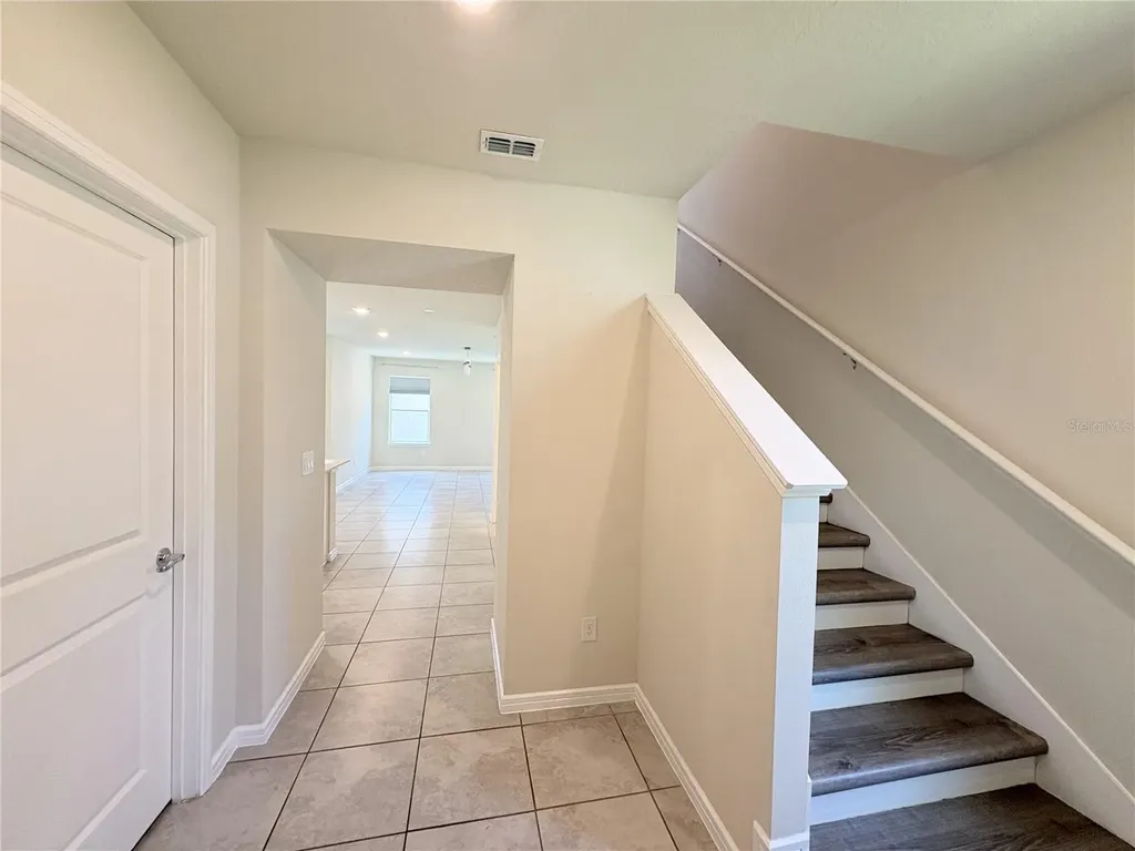 2012 Cross Prairie Parkway Kissimmee FL 34744