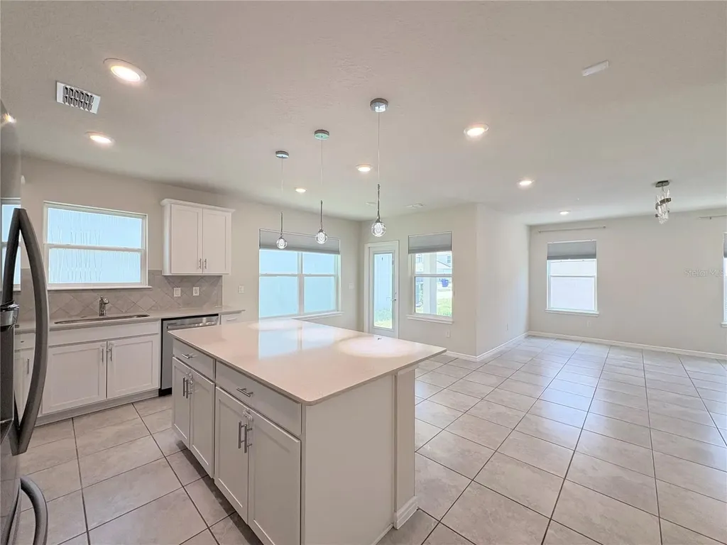 2012 Cross Prairie Parkway Kissimmee FL 34744