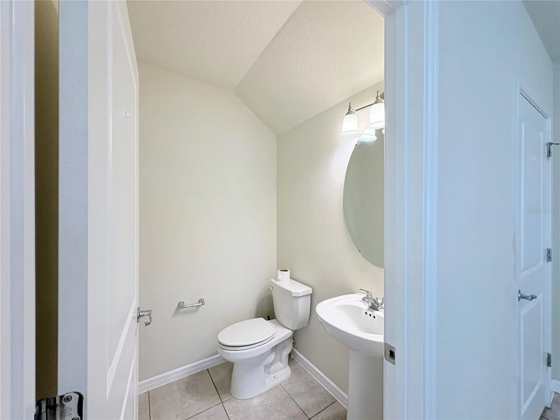 2012 Cross Prairie Parkway Kissimmee FL 34744