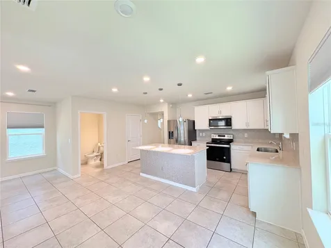 2012 Cross Prairie Parkway Kissimmee FL 34744