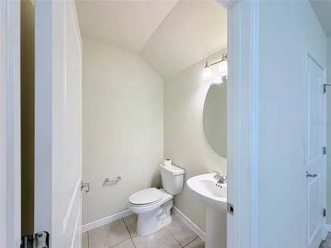 2012 Cross Prairie Parkway Kissimmee FL 34744
