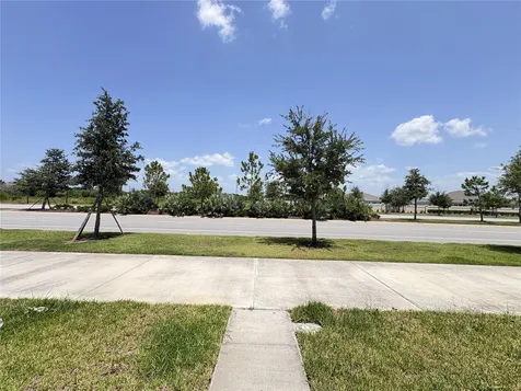 2012 Cross Prairie Parkway Kissimmee FL 34744